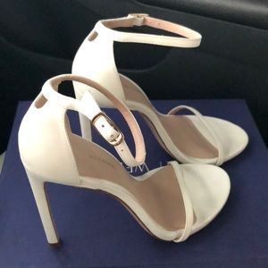 Stuart Weizmann nudist traditional white size M6.5